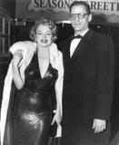 th_85949_MarilynMonroe_BabyDollPremiere_Dec-18-1956_01_122_438lo.jpg
