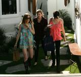 th_57981_Lindsay_Lohan_-_candids_while_out_shopping_in_Los_Angeles_-_April_8_-_13_123_489lo.jpg
