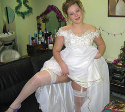 th_720982572_tduid300220_Brides_48_123_512lo.jpg