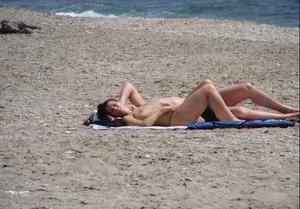 Almería Spain Beach Voyeur Candid Spy Girls -e4iv1gwddm.jpg