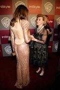 http://img250.imagevenue.com/loc553/th_91811_AnneHathaway01162011InStyleWarnerBrosGoldenGlobesParty30_122_553lo.jpg